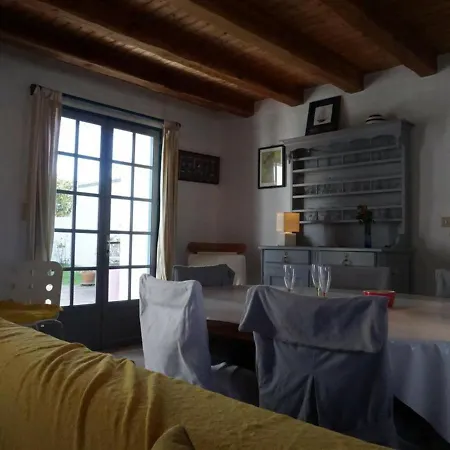 Maison Confortable Proche Commerces, Et Port – 6 Couchages, Jardin Clos Avec Terrasse Et Bbq - Fr-1-224b-453 *