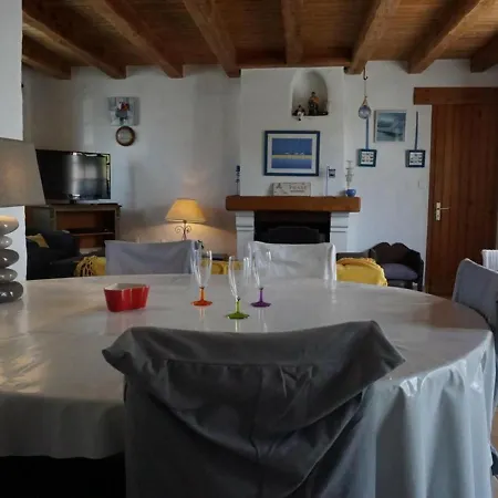 Maison Confortable Proche Commerces, Et Port - 6 Couchages, Jardin Clos Avec Terrasse Et Bbq - Fr-1-224b-453 *