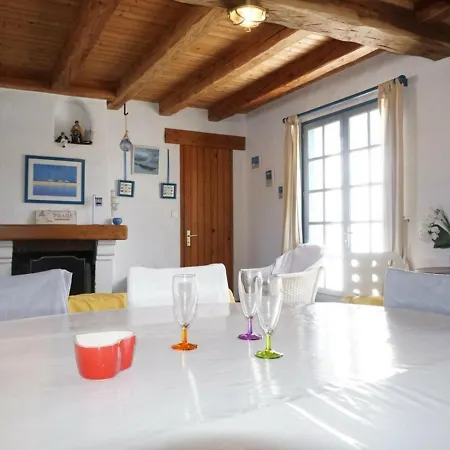 Maison Confortable Proche Commerces, Et Port - 6 Couchages, Jardin Clos Avec Terrasse Et Bbq - Fr-1-224b-453 *