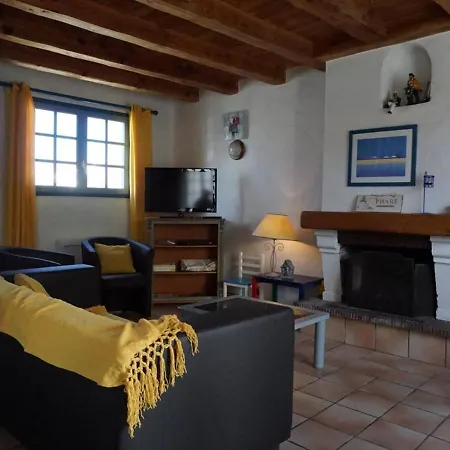Maison Confortable Proche Commerces, Et Port - 6 Couchages, Jardin Clos Avec Terrasse Et Bbq - Fr-1-224b-453 * 诺亚芒提亚