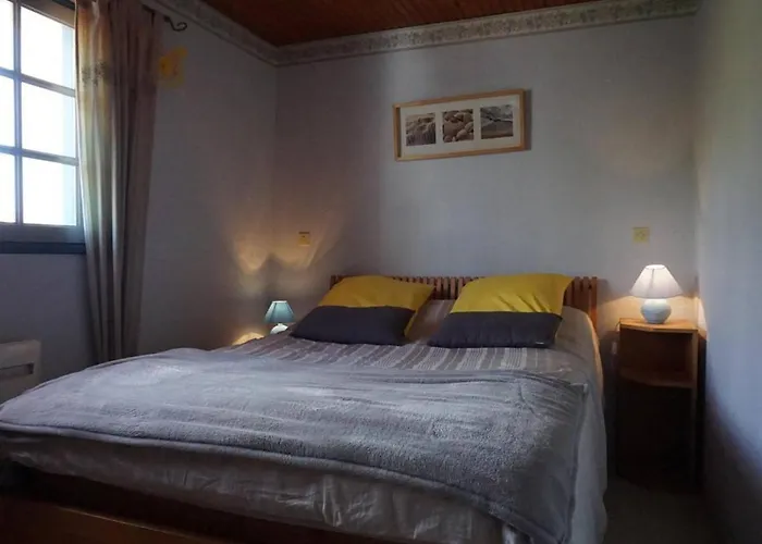 Maison Confortable Proche Commerces, Et Port - 6 Couchages, Jardin Clos Avec Terrasse Et Bbq - Fr-1-224b-453